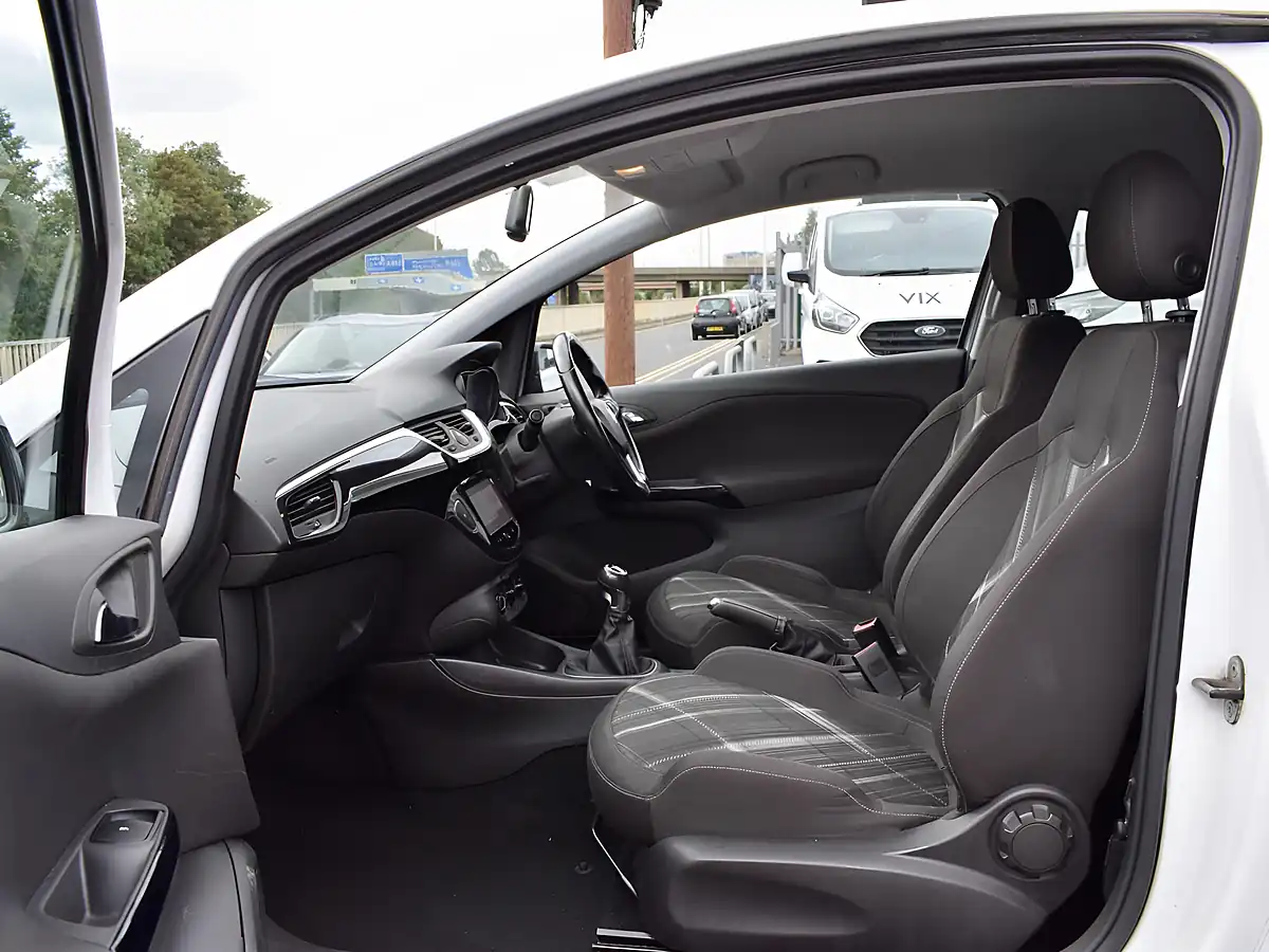 Used 2015 Vauxhall Corsa Limited Edition White - Interior and Exterior details 14