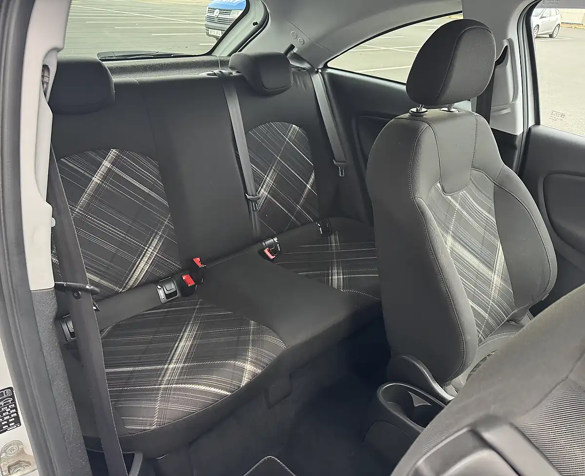Used 2015 Vauxhall Corsa Limited Edition White - Interior and Exterior details 12