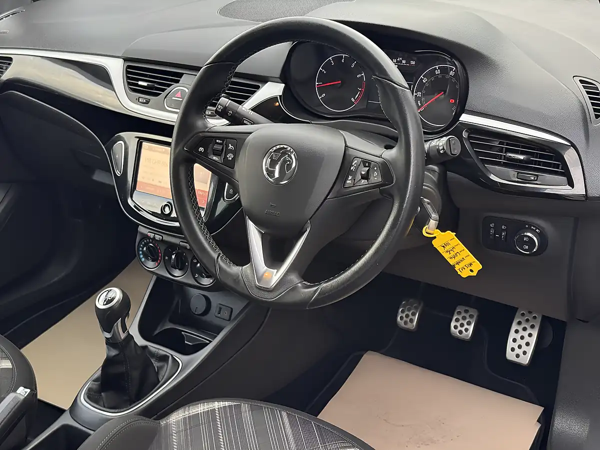 Used 2015 Vauxhall Corsa Limited Edition White - Interior and Exterior details 14