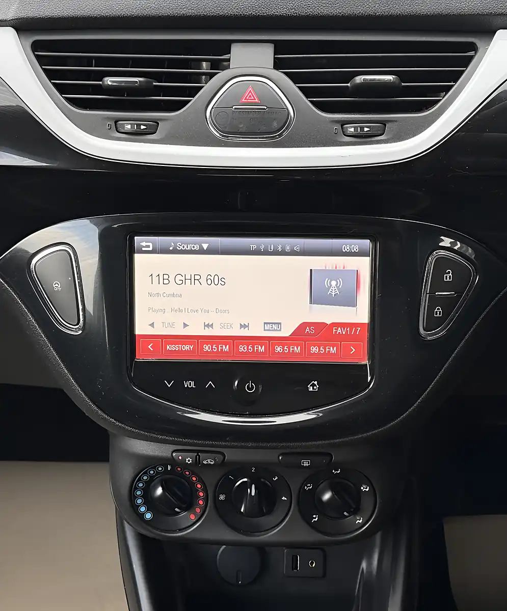 Used 2015 Vauxhall Corsa Limited Edition White - Interior and Exterior details 15