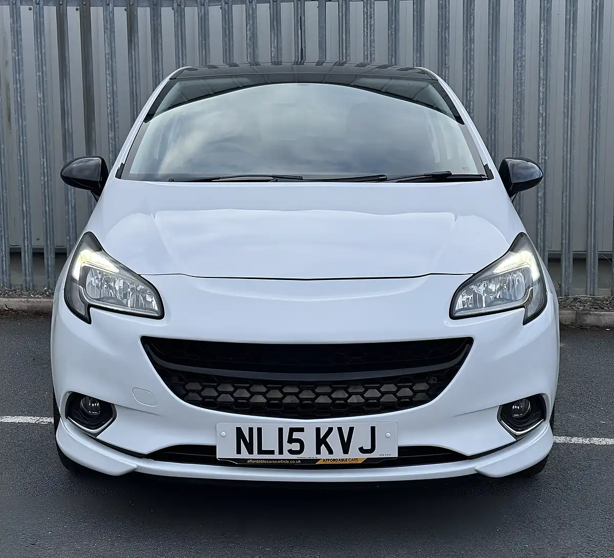 Used 2015 Vauxhall Corsa Limited Edition White - Interior and Exterior details 3