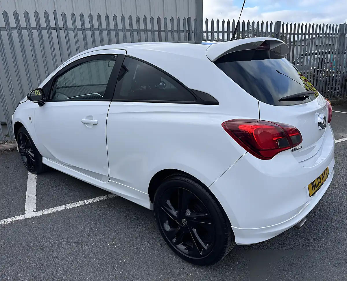 Used 2015 Vauxhall Corsa Limited Edition White - Interior and Exterior details 4