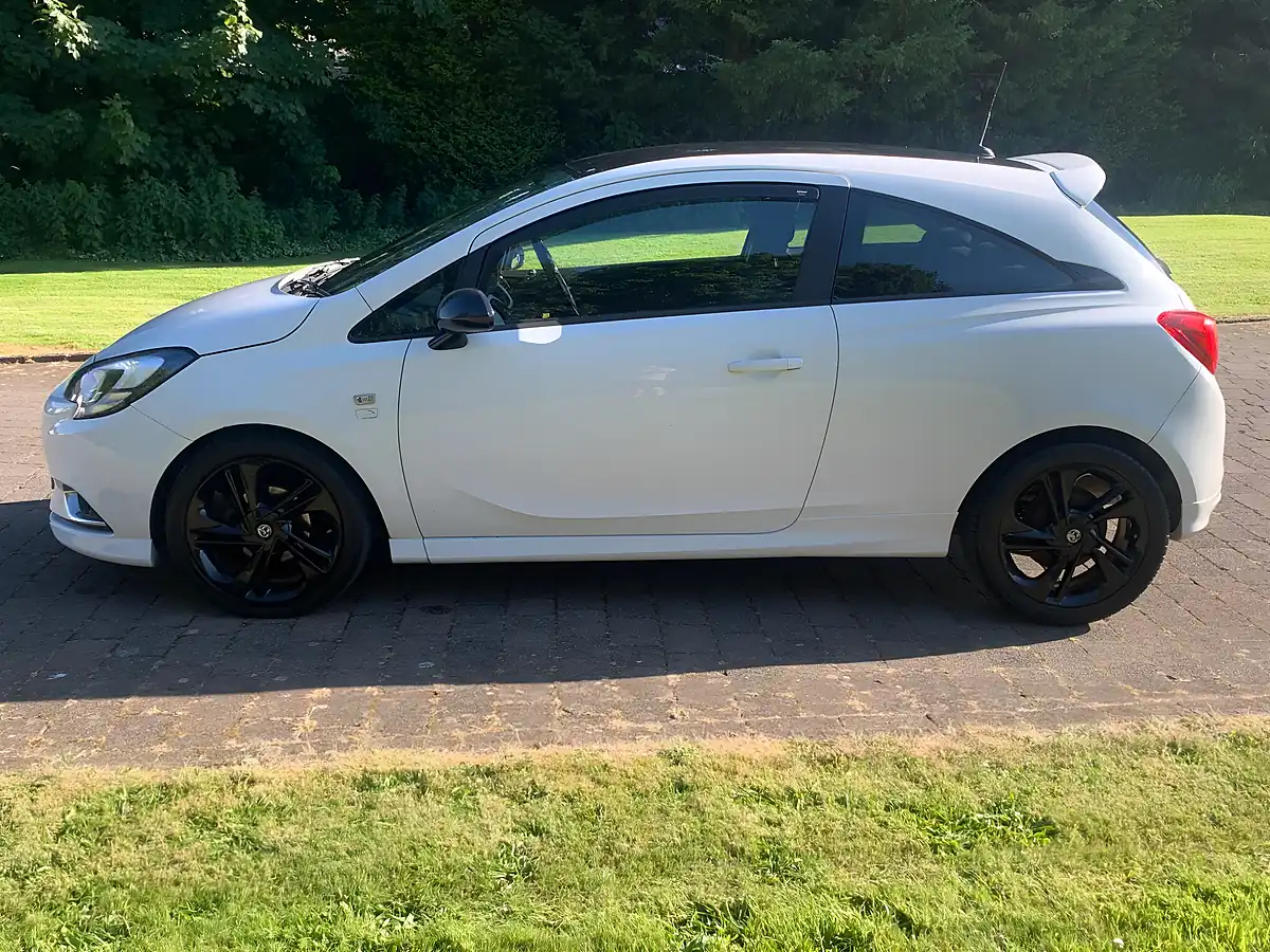 Used 2015 Vauxhall Corsa Limited Edition White - Interior and Exterior details 12