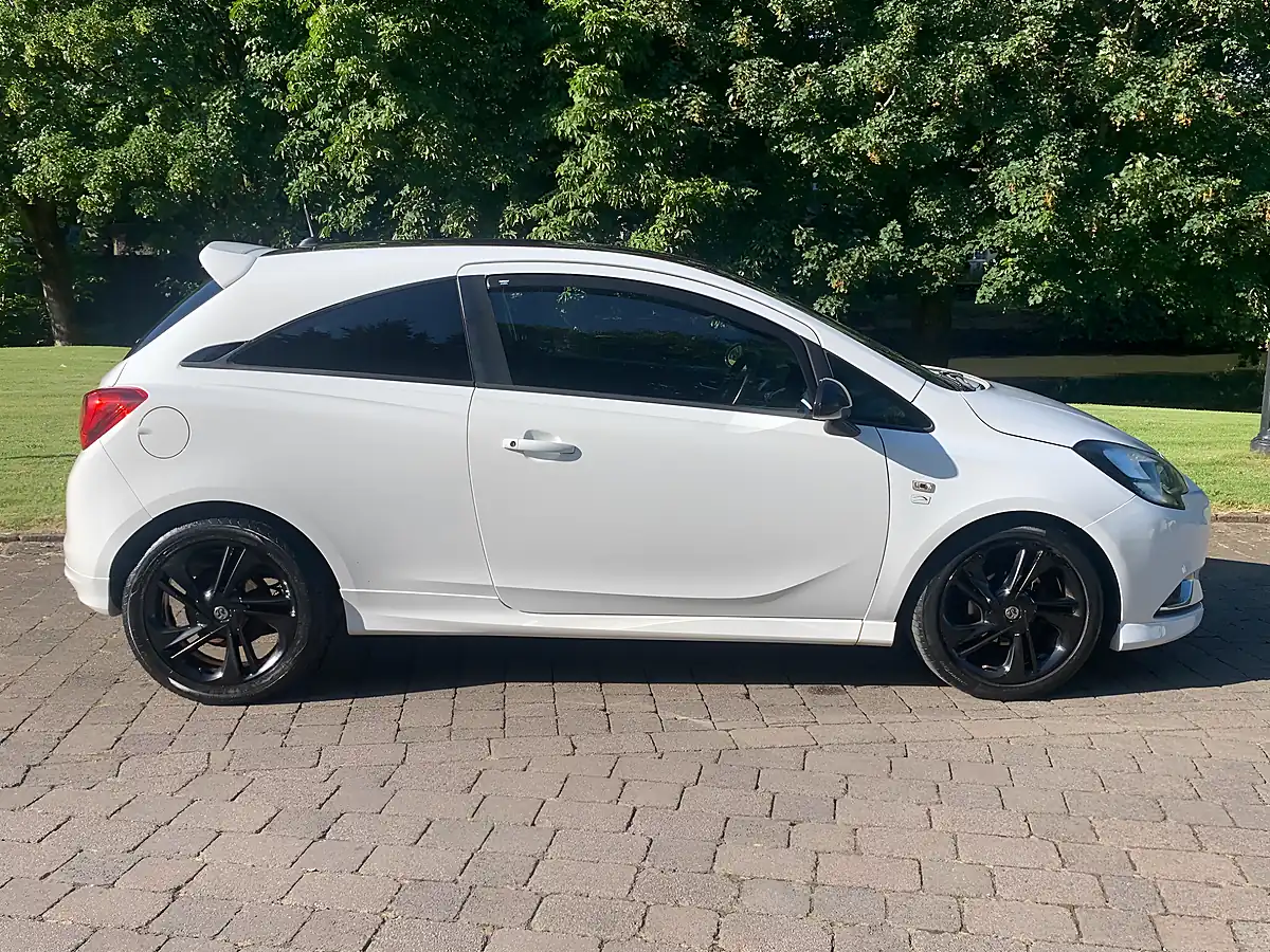 Used 2015 Vauxhall Corsa Limited Edition White - Interior and Exterior details 8