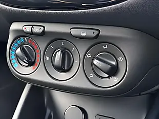 Used 2015 Vauxhall Corsa Limited Edition White - Interior and Exterior details 15