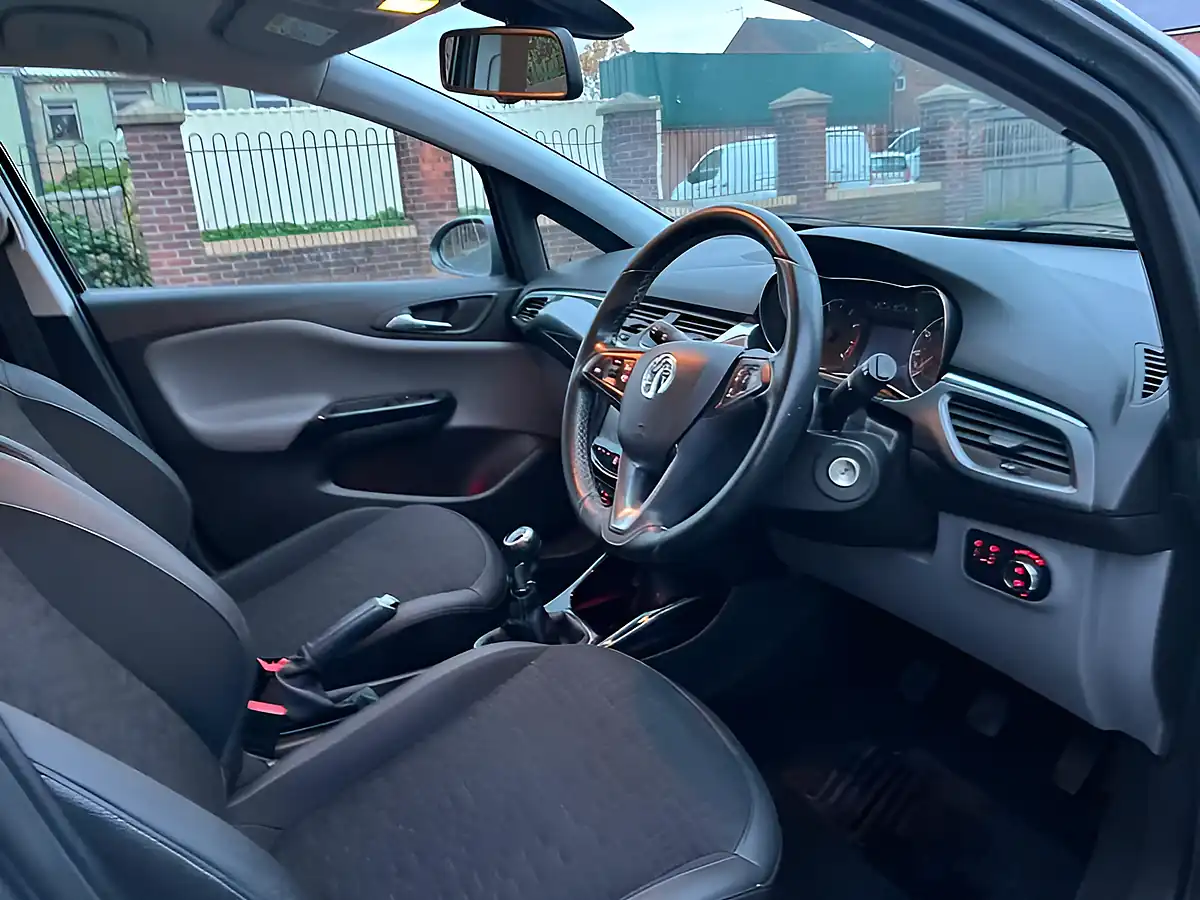 Used 2015 Vauxhall Corsa Se Asteroid Grey - Interior and Exterior details 14