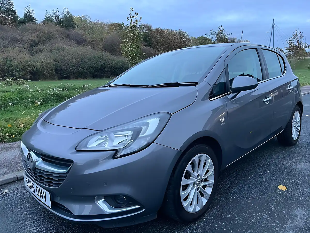 Used 2015 Vauxhall Corsa Se Asteroid Grey - Interior and Exterior details 5