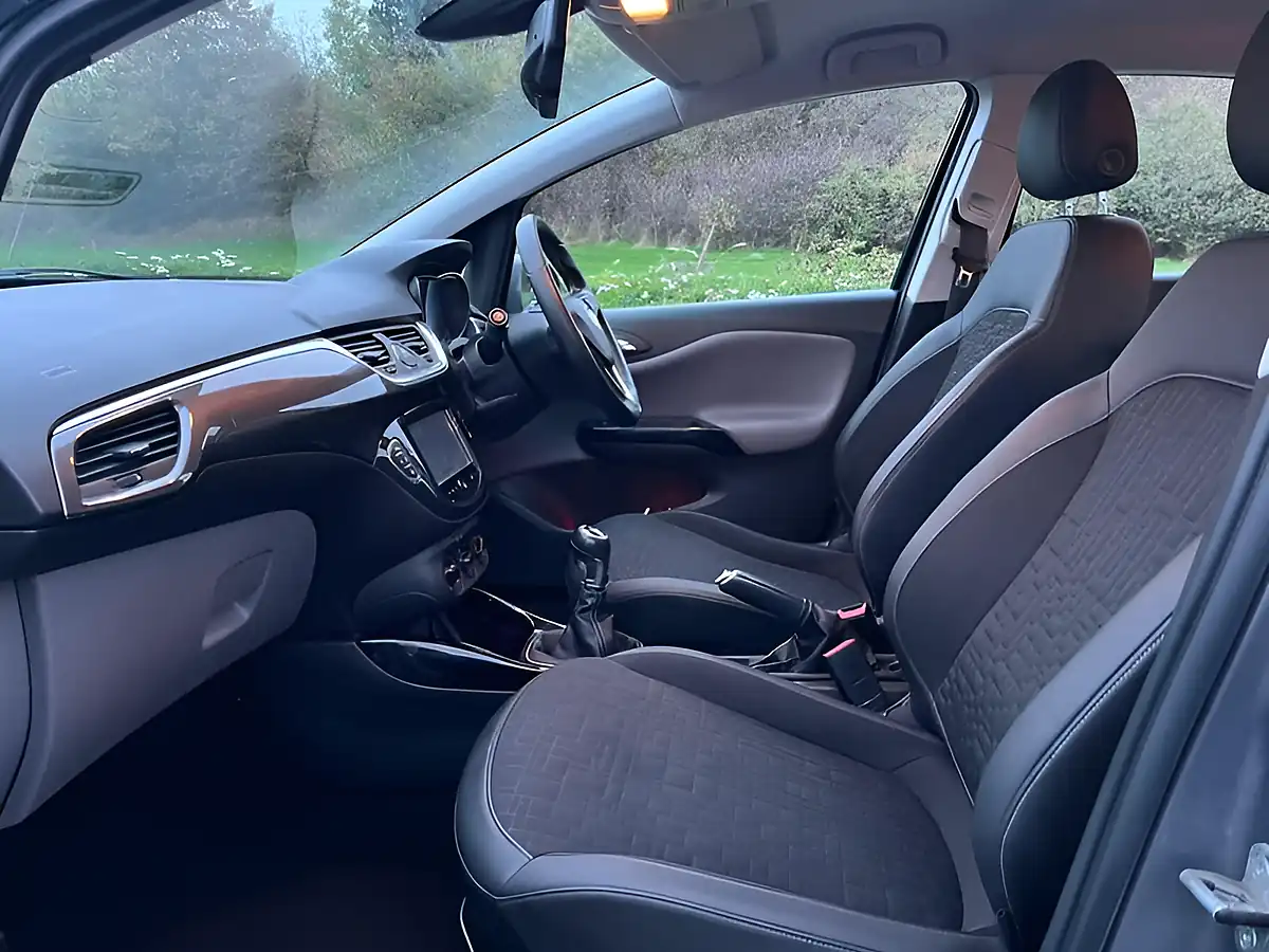 Used 2015 Vauxhall Corsa Se Asteroid Grey - Interior and Exterior details 7