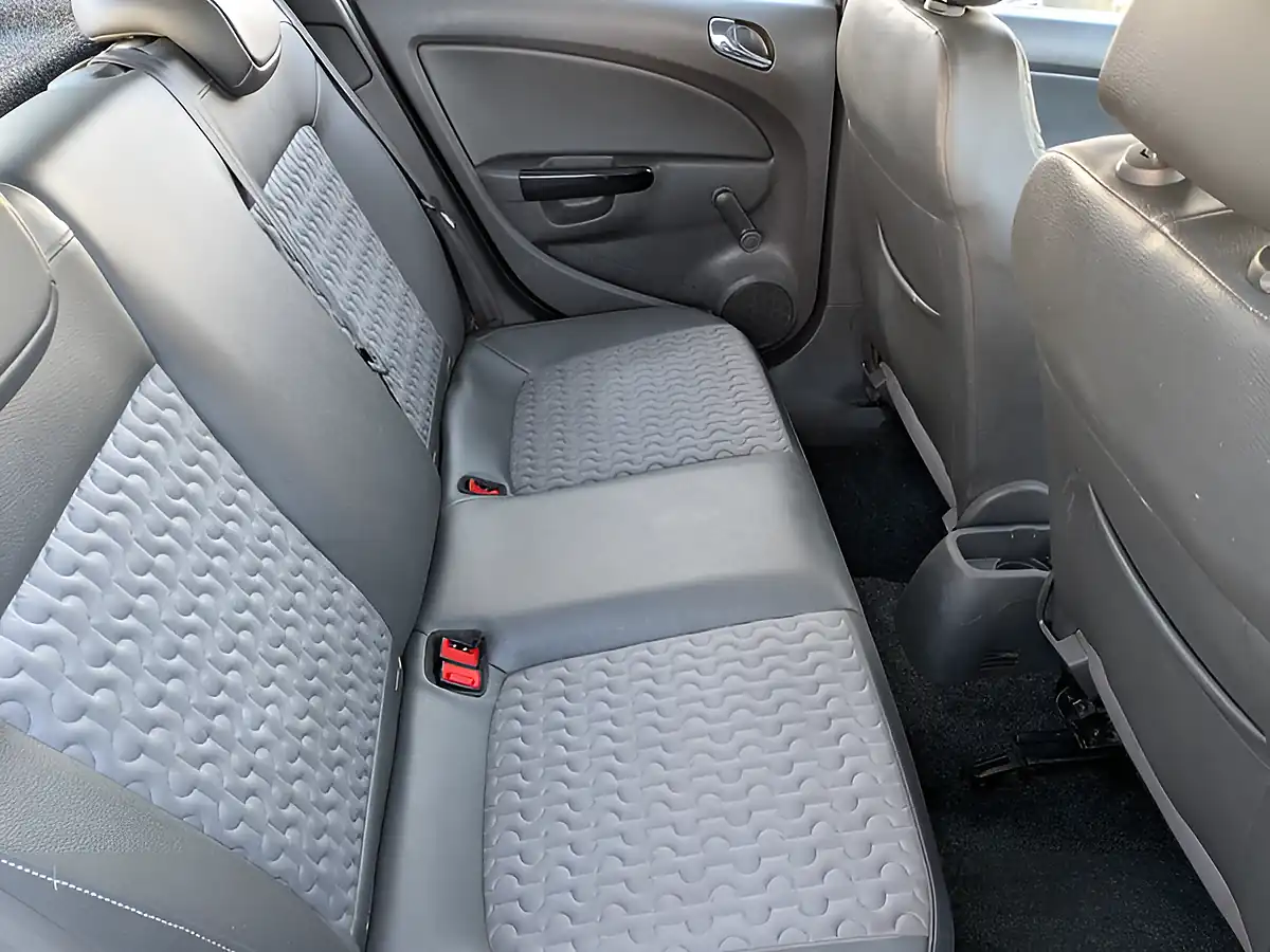 Used 2015 Vauxhall Corsa Se Black - Interior and Exterior details 12