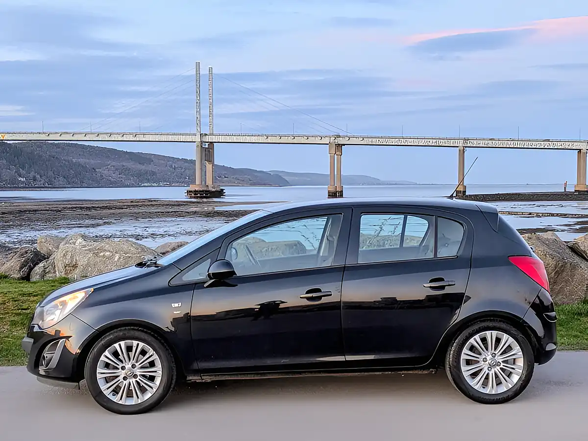 Used 2015 Vauxhall Corsa Se Black - Interior and Exterior details 8