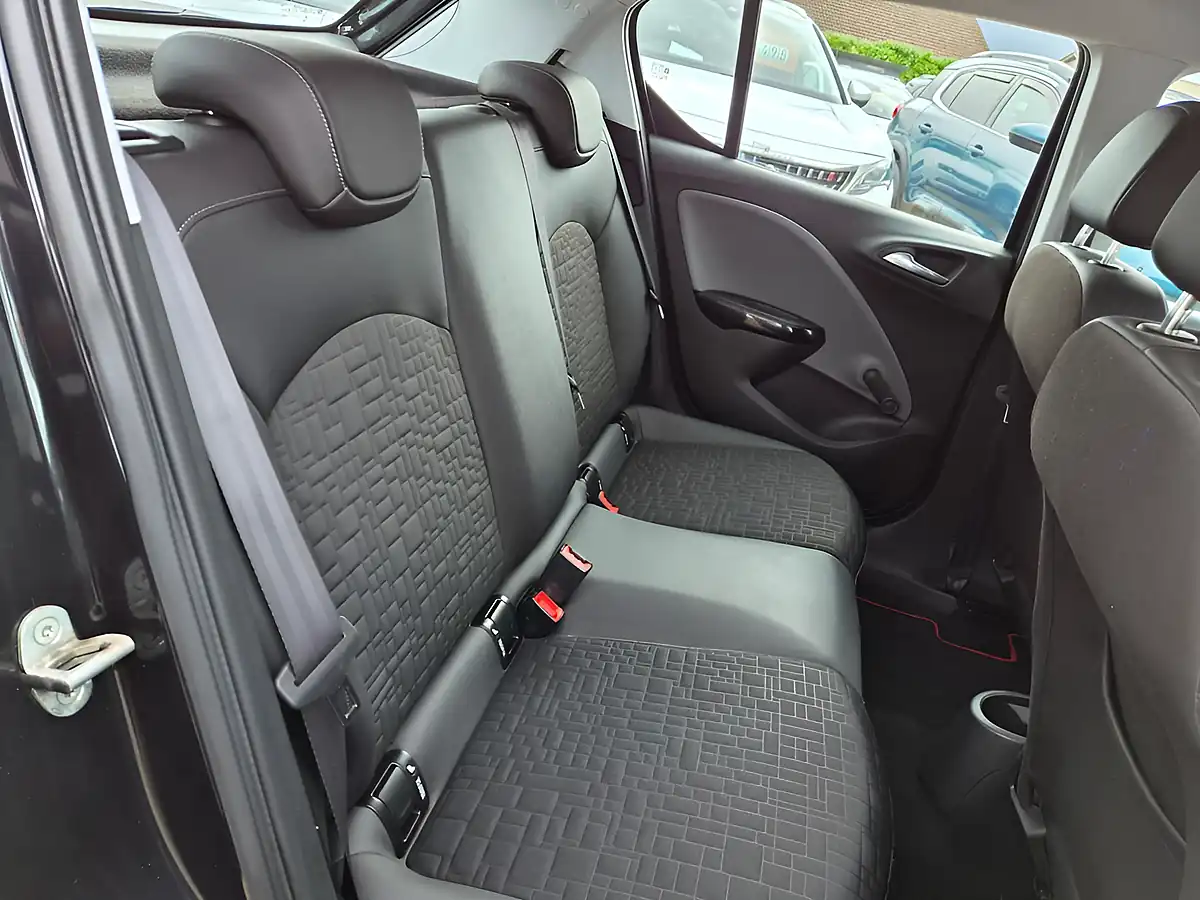 Used 2015 Vauxhall Corsa Se Black - Interior and Exterior details 11