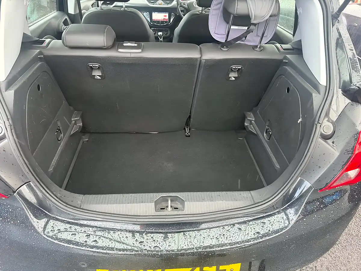 Used 2015 Vauxhall Corsa Se Black - Interior and Exterior details 11