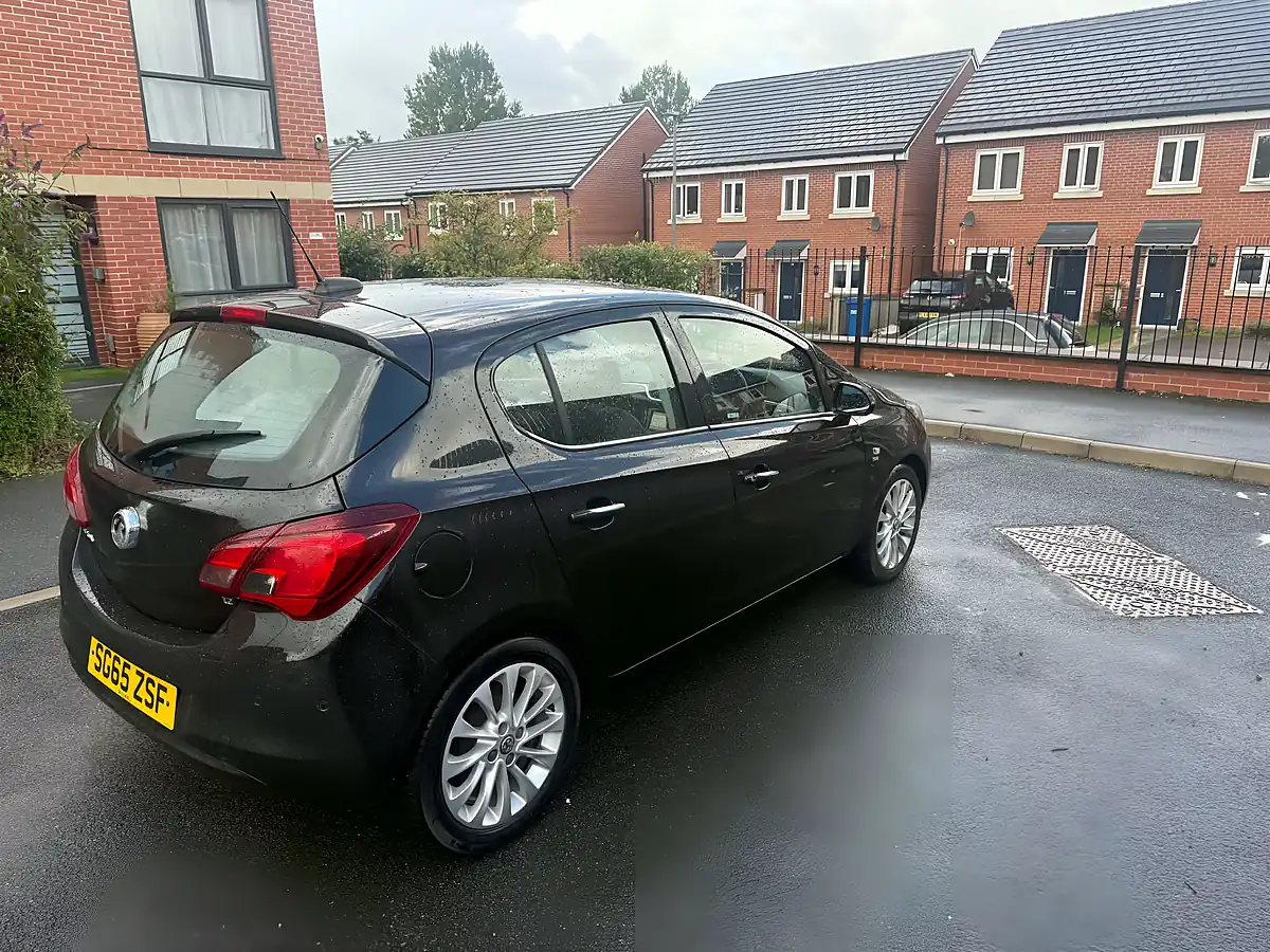 Used 2015 Vauxhall Corsa Se Black - Interior and Exterior details 5