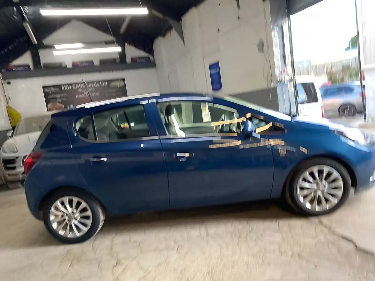 Used 2015 Vauxhall Corsa Se Blue - Interior and Exterior details 13