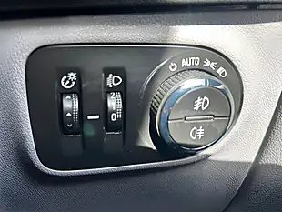 Used 2015 Vauxhall Corsa Se Blue - Interior and Exterior details 14