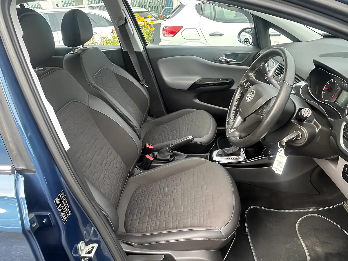 Used 2015 Vauxhall Corsa Se Blue - Interior and Exterior details 14