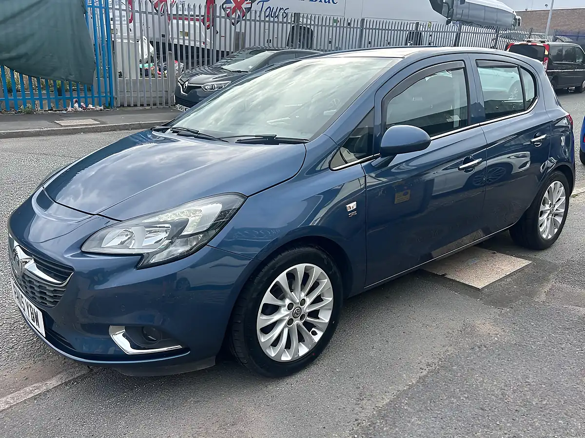 Used 2015 Vauxhall Corsa Se Blue - Interior and Exterior details 9