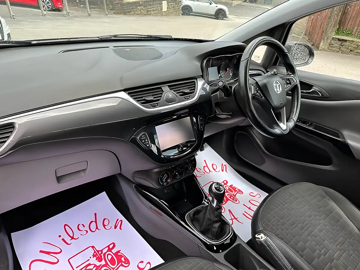 Used 2015 Vauxhall Corsa Se Grey - Interior and Exterior details 17