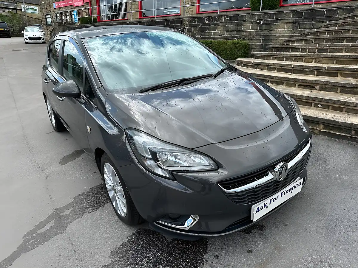 Used 2015 Vauxhall Corsa Se Grey - Interior and Exterior details 2