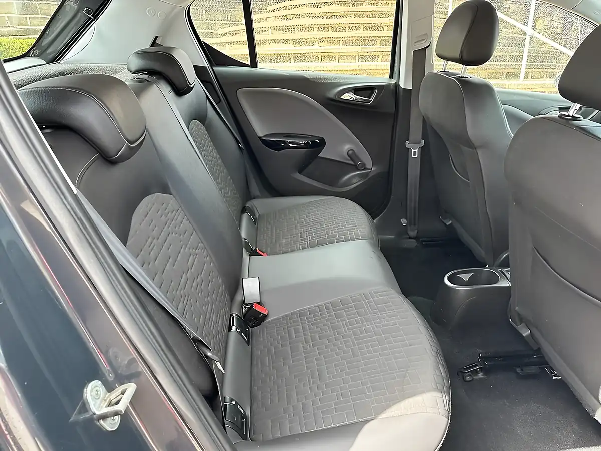 Used 2015 Vauxhall Corsa Se Grey - Interior and Exterior details 20