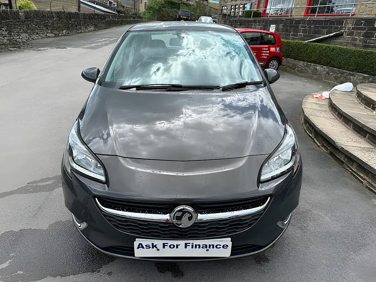 Used 2015 Vauxhall Corsa Se Grey - Interior and Exterior details 3