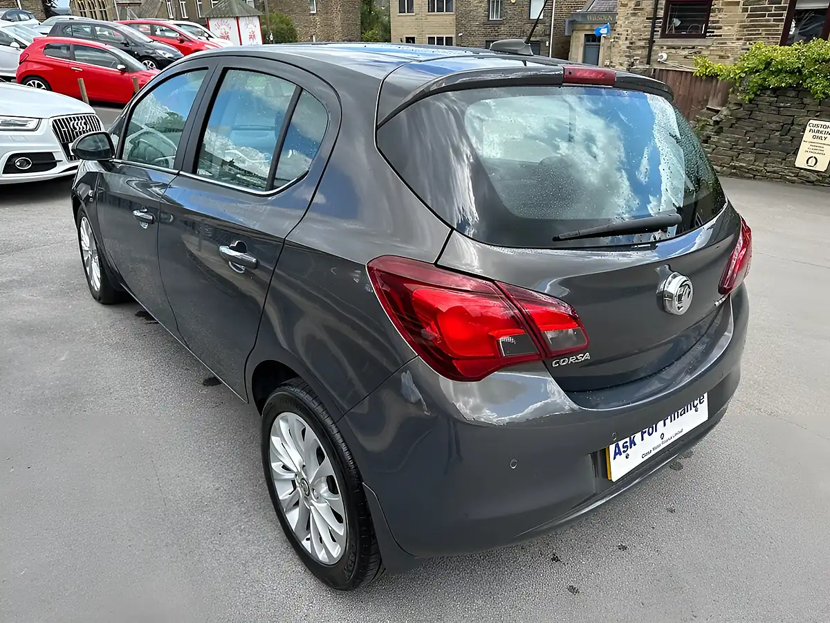 Used 2015 Vauxhall Corsa Se Grey - Interior and Exterior details 6