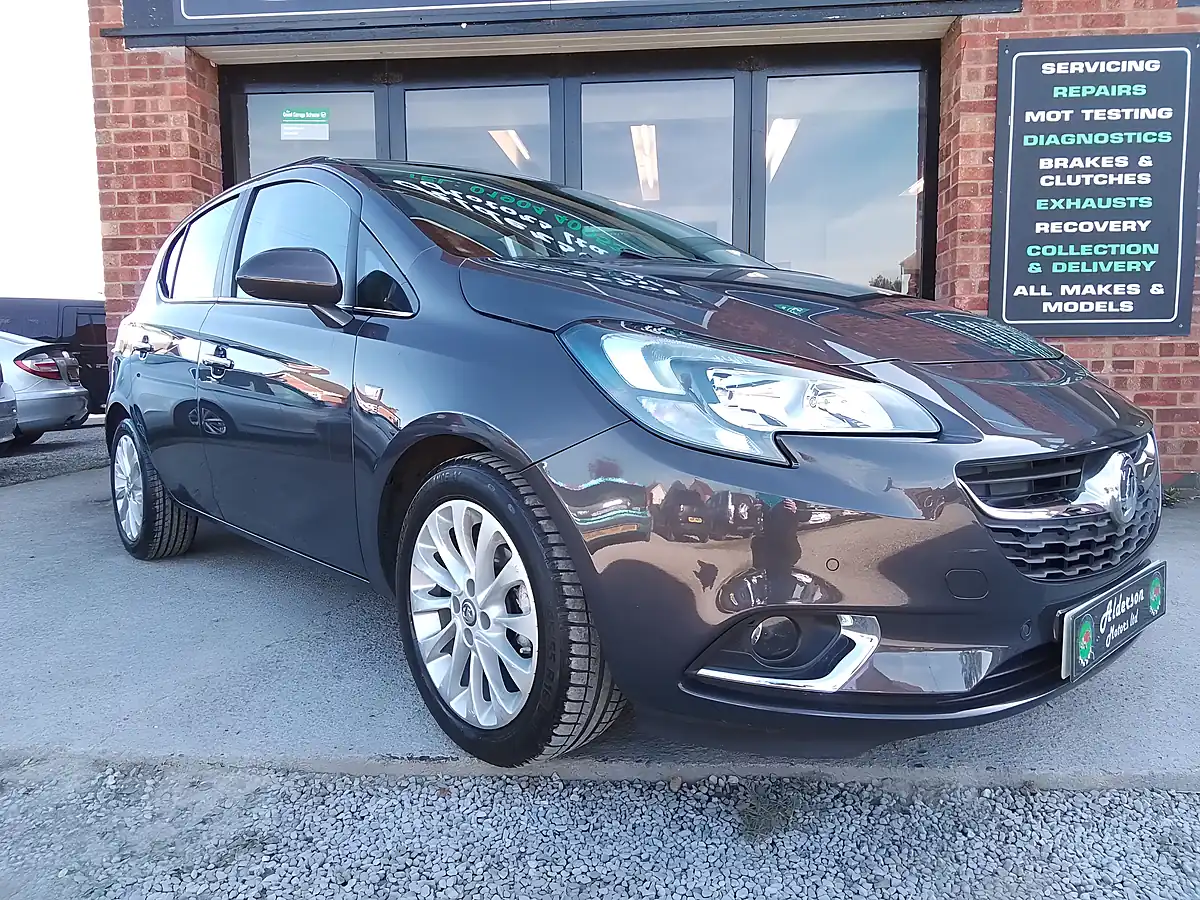 Used 2015 Vauxhall Corsa Se Grey - Interior and Exterior details 10