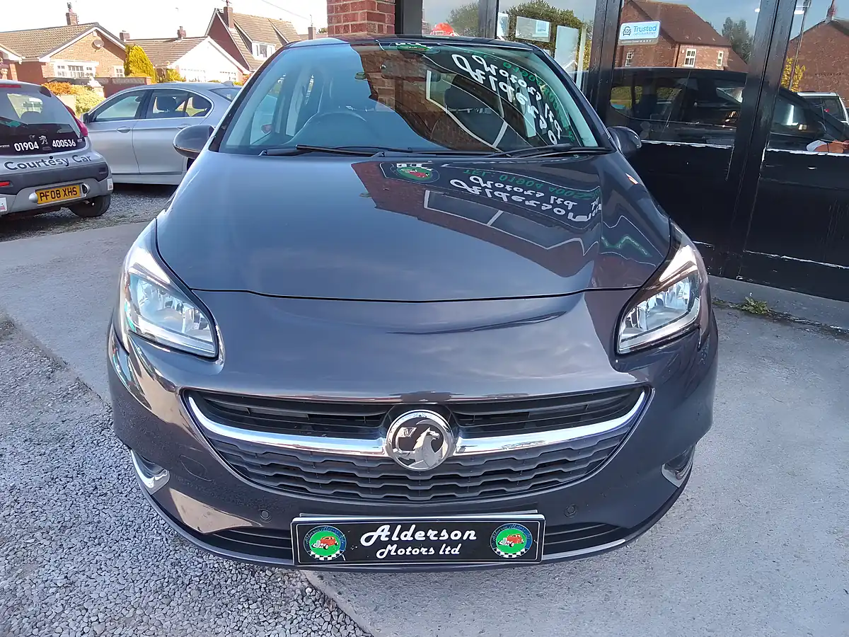 Used 2015 Vauxhall Corsa Se Grey - Interior and Exterior details 12