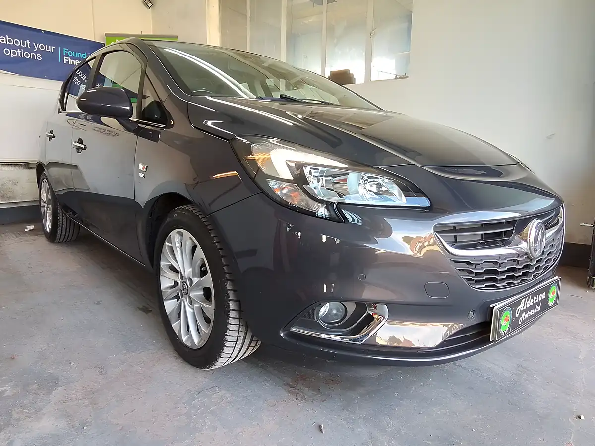Used 2015 Vauxhall Corsa Se Grey - Interior and Exterior details 3