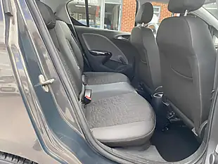 Used 2015 Vauxhall Corsa Se Grey - Interior and Exterior details 13