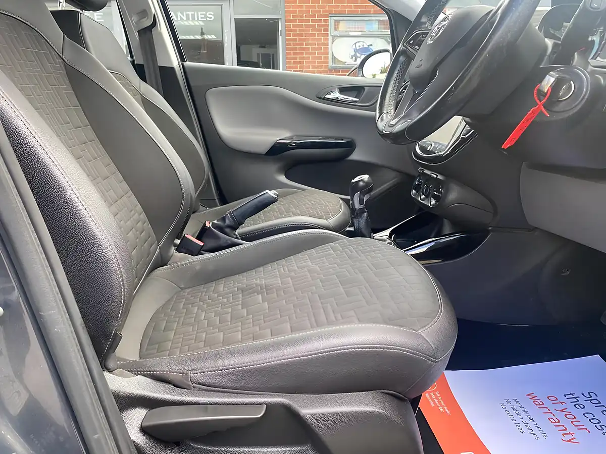 Used 2015 Vauxhall Corsa Se Grey - Interior and Exterior details 19