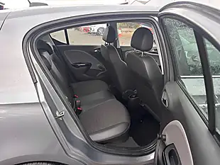 Used 2015 Vauxhall Corsa Se Grey - Interior and Exterior details 9
