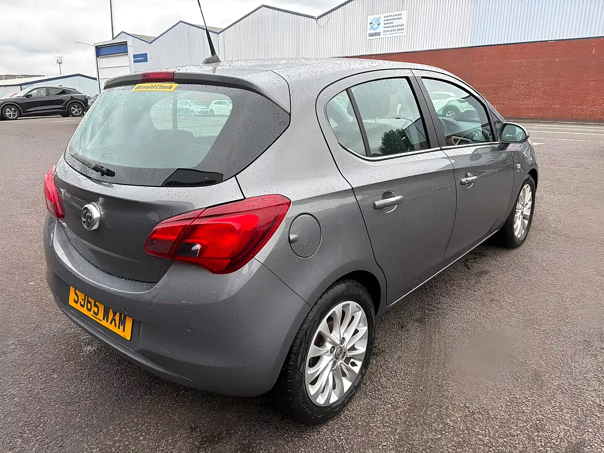 Used 2015 Vauxhall Corsa Se Grey - Interior and Exterior details 6