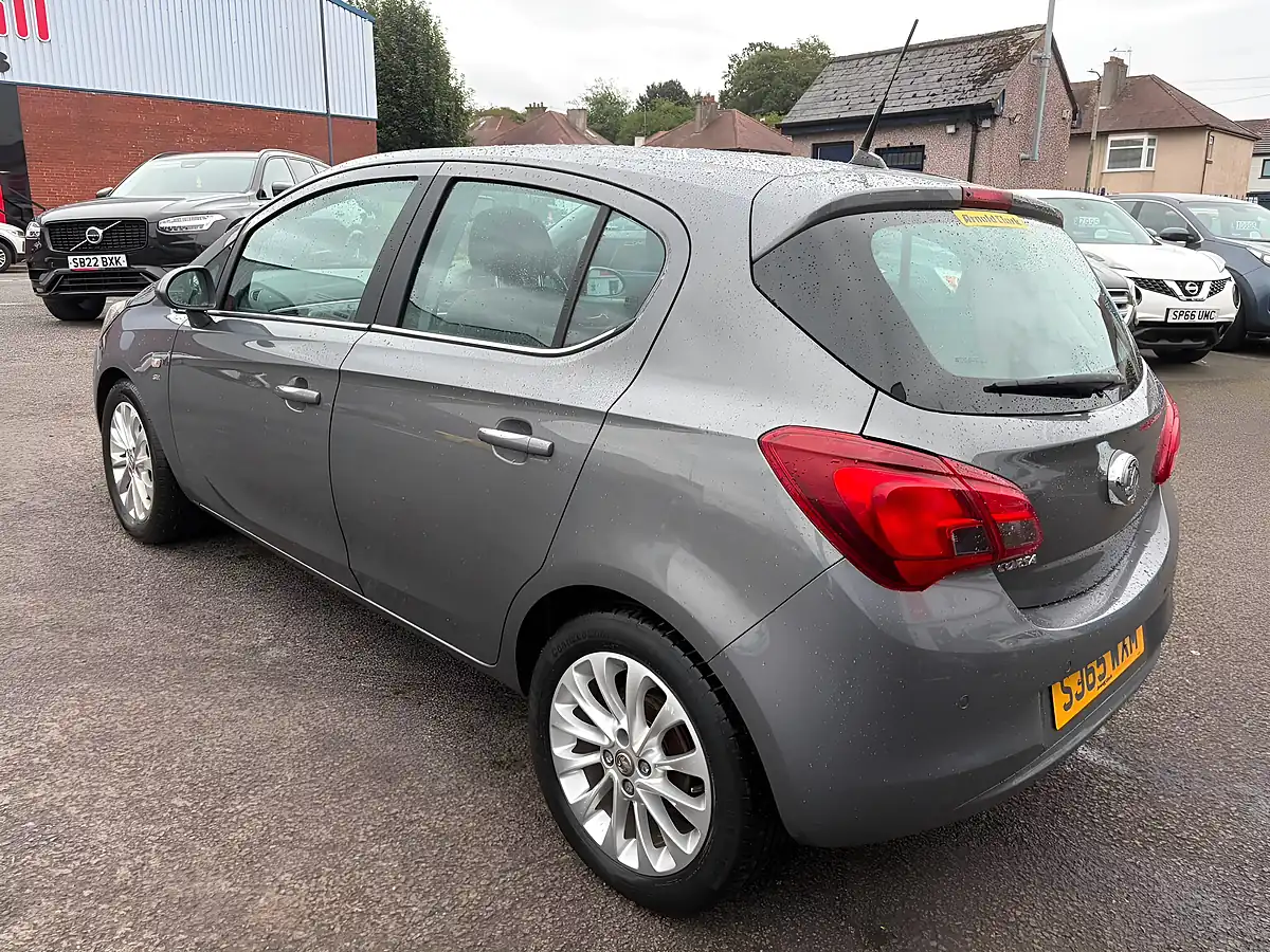 Used 2015 Vauxhall Corsa Se Grey - Interior and Exterior details 7