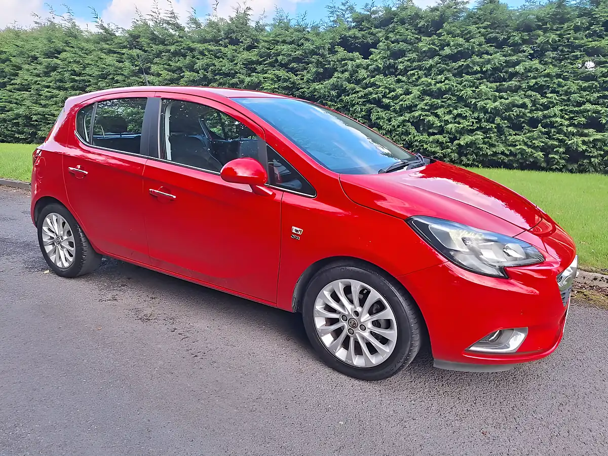 Used 2015 Vauxhall Corsa Se Red - Interior and Exterior details 2