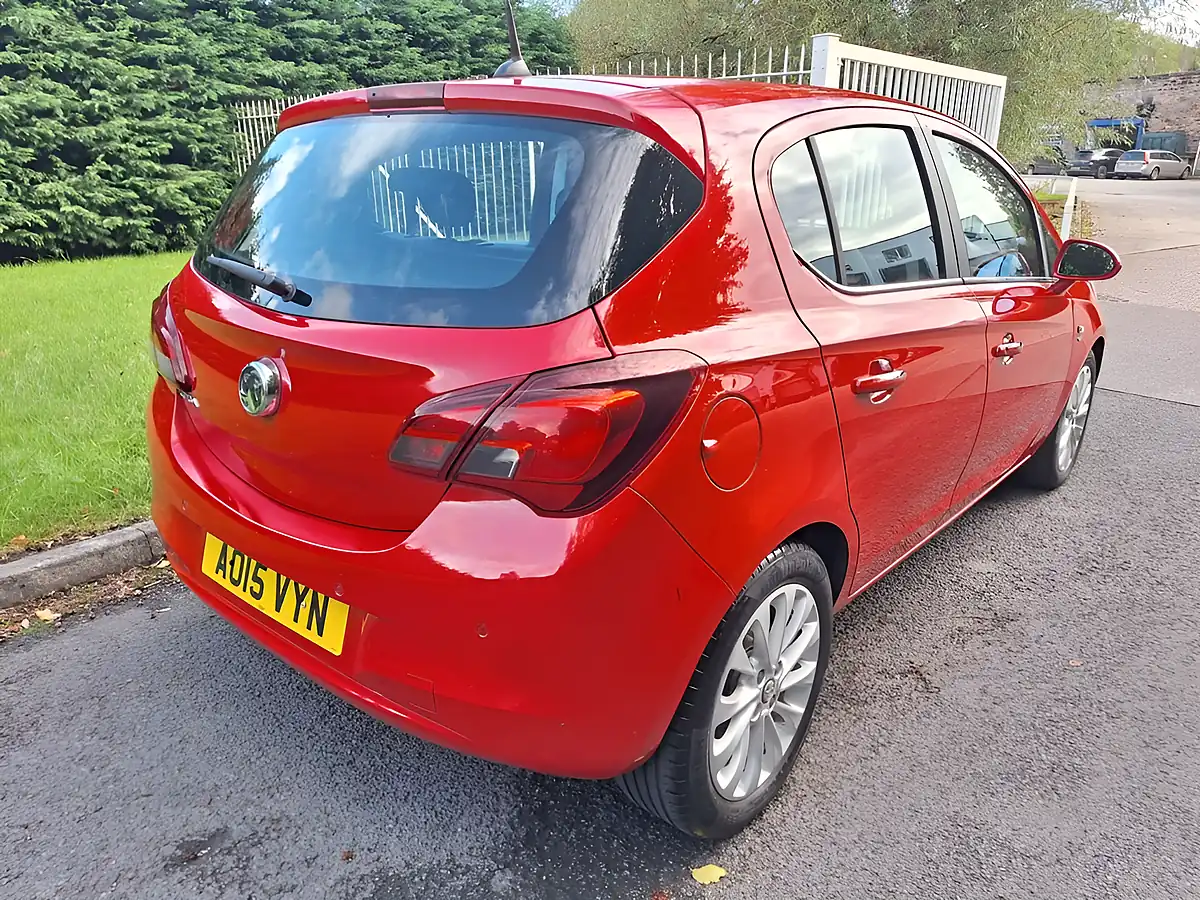 Used 2015 Vauxhall Corsa Se Red - Interior and Exterior details 3