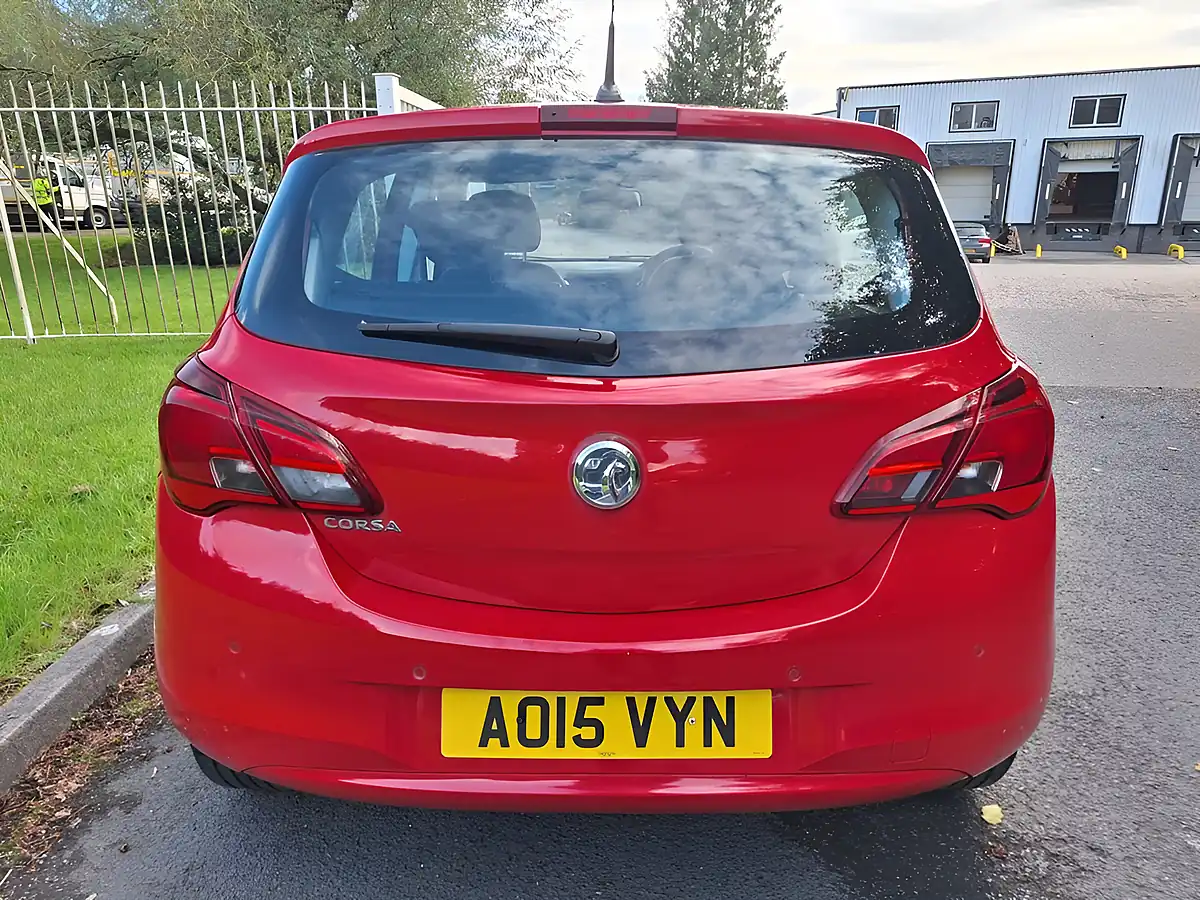 Used 2015 Vauxhall Corsa Se Red - Interior and Exterior details 4