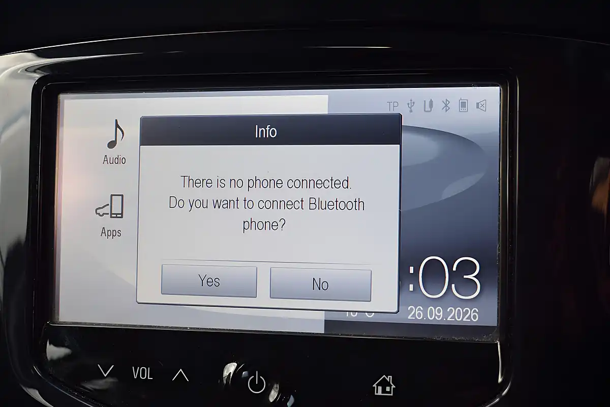Used 2015 Vauxhall Corsa Se Silver - Interior and Exterior details 13