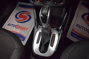 Used 2015 Vauxhall Corsa Se Silver - Interior and Exterior details 14