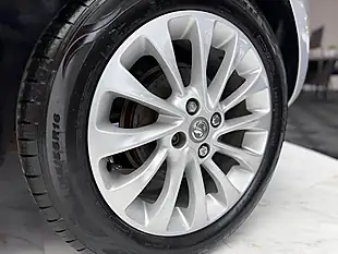 Used 2015 Vauxhall Corsa Se Silver - Interior and Exterior details 10