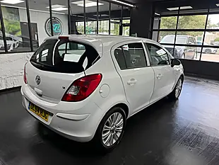 Used 2015 Vauxhall Corsa Se White - Interior and Exterior details 10