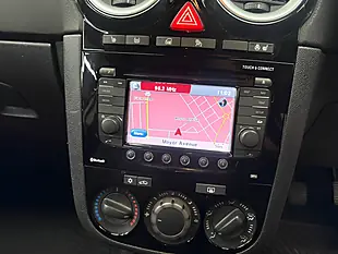 Used 2015 Vauxhall Corsa Se White - Interior and Exterior details 15