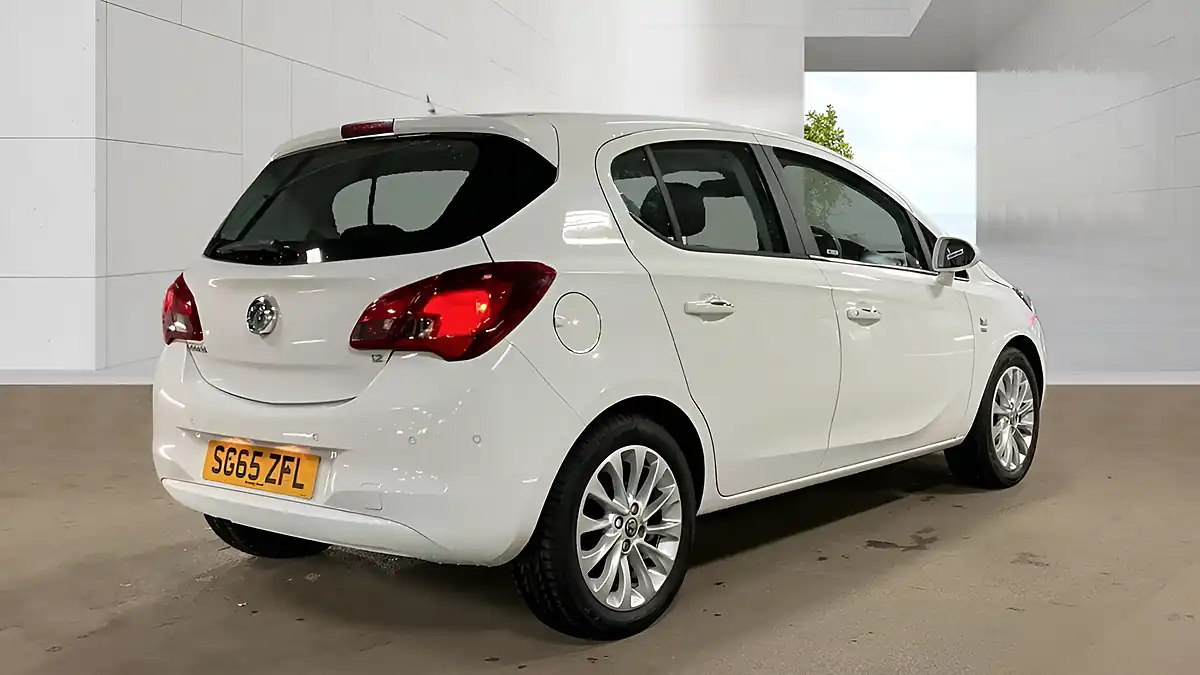 Used 2015 Vauxhall Corsa Se White - Interior and Exterior details 4