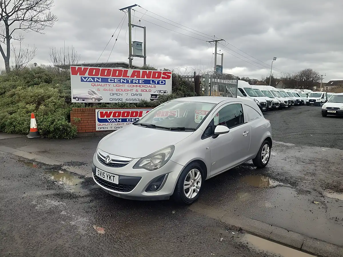 Used 2015 Vauxhall Corsa Sportive Silver - Interior and Exterior details 4