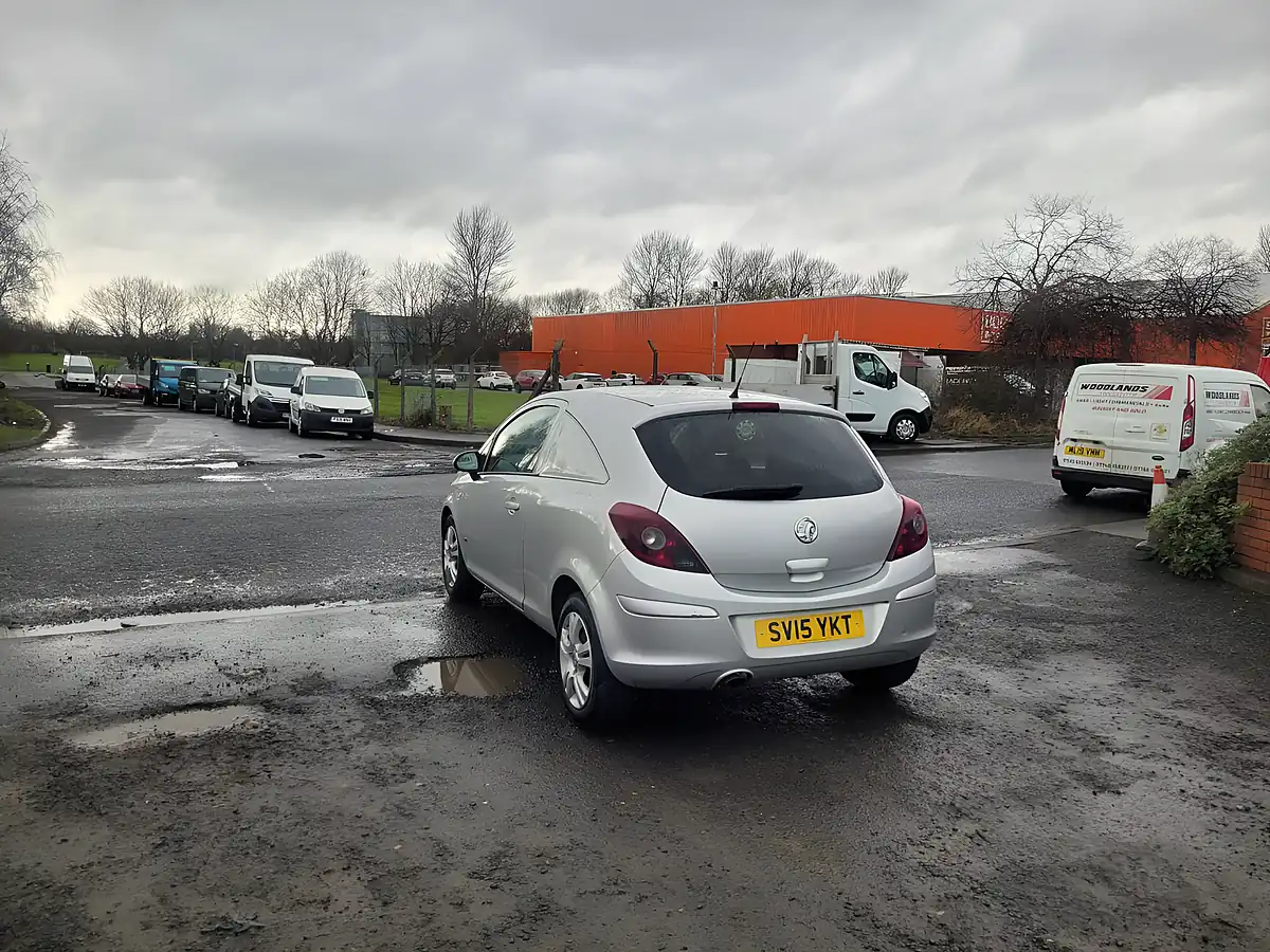 Used 2015 Vauxhall Corsa Sportive Silver - Interior and Exterior details 8