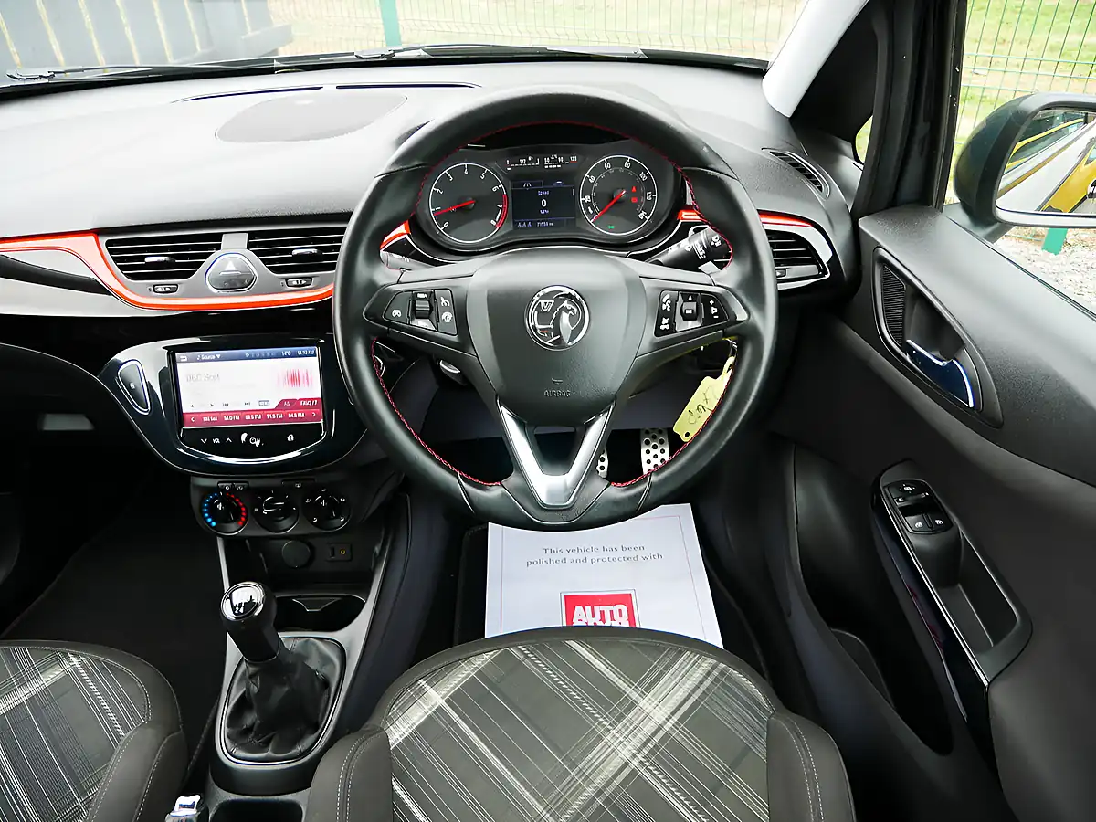Used 2015 Vauxhall Corsa Sri Asteroid Grey Pearl - Interior and Exterior details 14