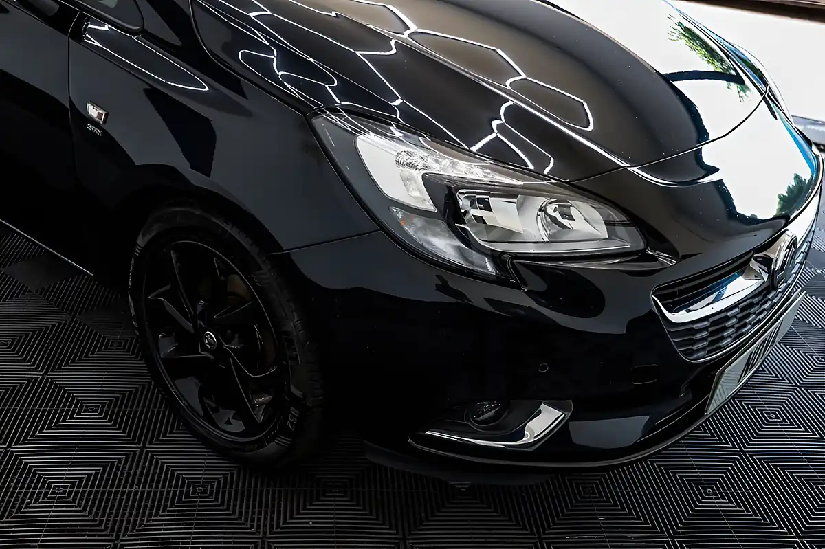 Used 2015 Vauxhall Corsa Sri Black - Interior and Exterior details 17