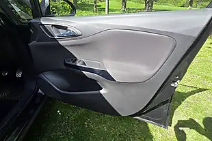 Used 2015 Vauxhall Corsa Sri Black - Interior and Exterior details 13