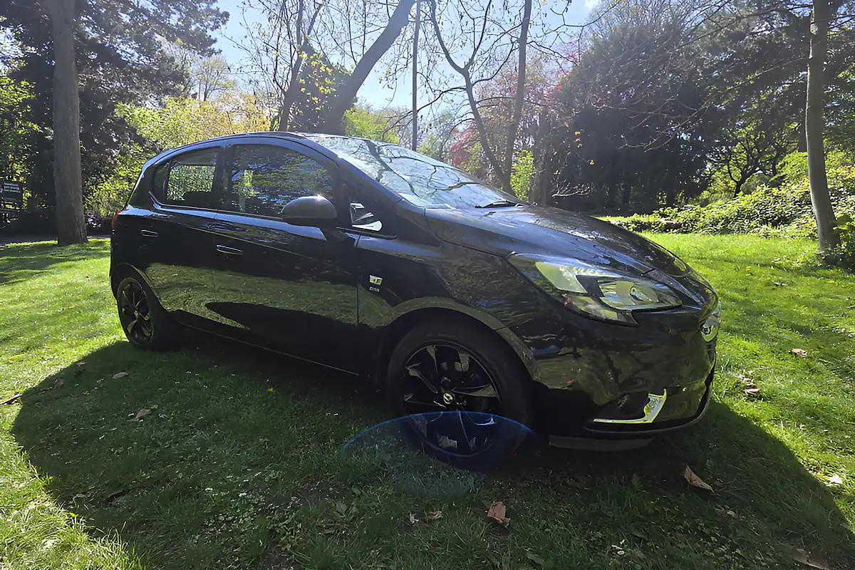 Used 2015 Vauxhall Corsa Sri Black - Interior and Exterior details 2