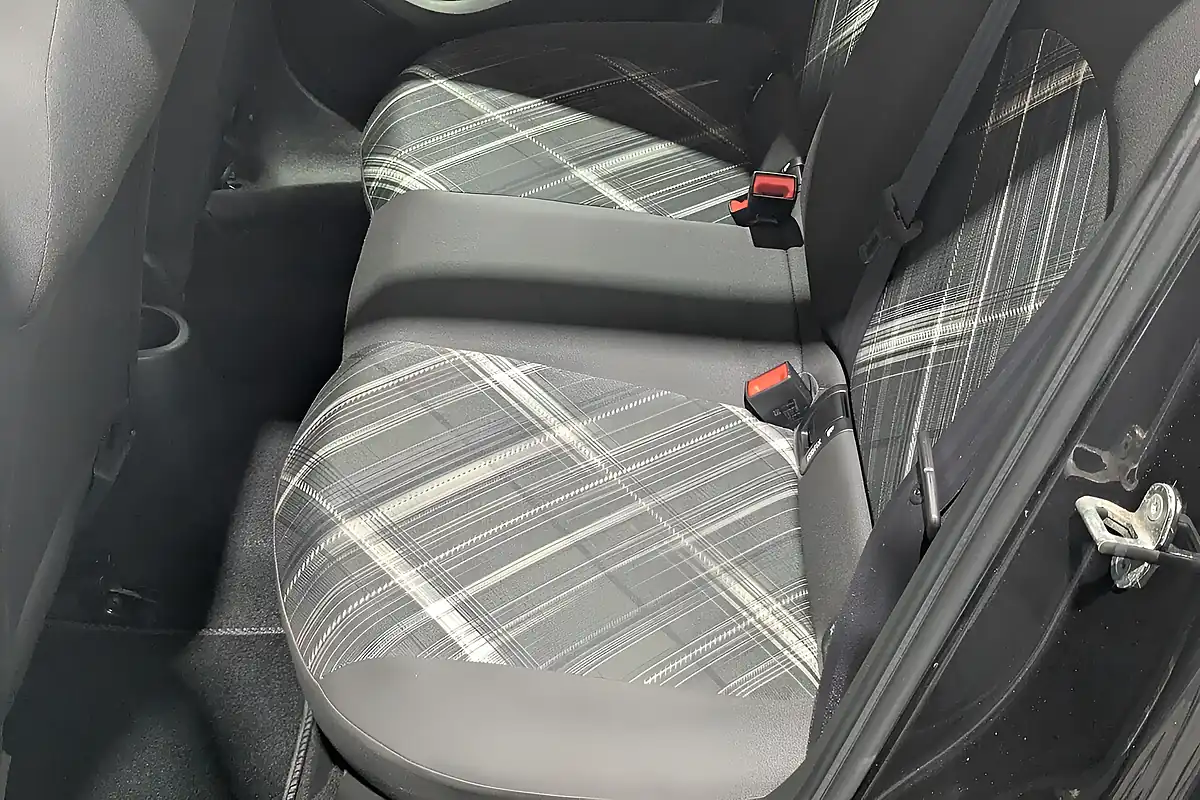 Used 2015 Vauxhall Corsa Sri Black - Interior and Exterior details 18